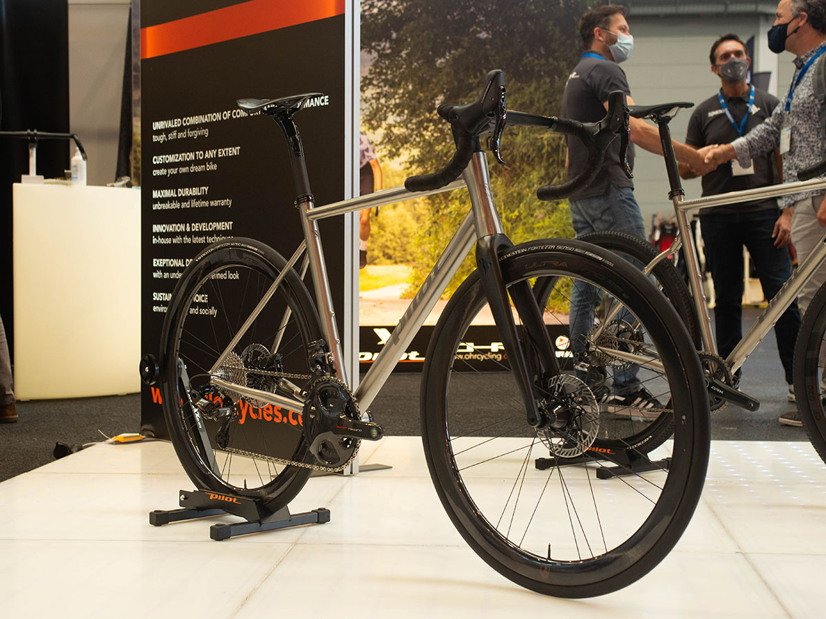 the first Pilot roadbike with integrated 3D printed frame parts was introduced at Eurobike 2021